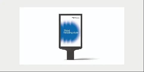 Pionowy pylon reklamowy citylight z logo marki Hermes Group umieszczony na białym tle w celach wizualizacyjnych.