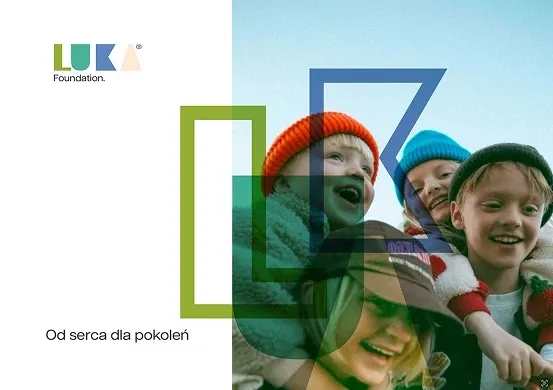 Projekt graficzny strony głównej "LUKA Foundation" z hasłem "Od serca dla pokoleń" na białym tle i zdjęciem uśmiechniętych dzieci w kolorowych czapkach po prawej, częściowo przysłoniętym przezroczystym logo.